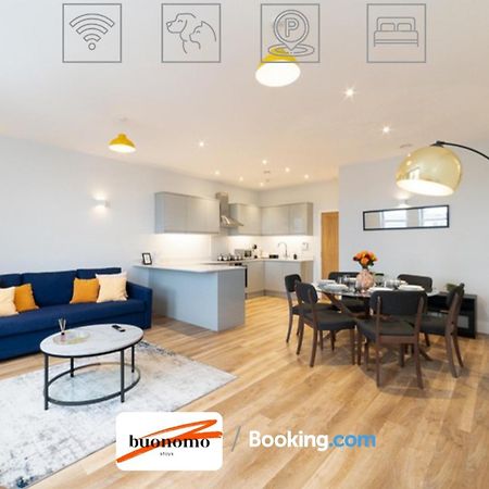 Two Bedroom Apartment At Buonomo Stays Short Lets & Serviced Accommodation Close To Wimbledon Tennis Courts لندن المظهر الخارجي الصورة
