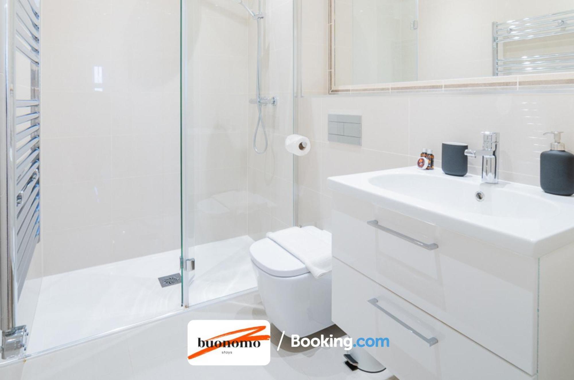 Two Bedroom Apartment At Buonomo Stays Short Lets & Serviced Accommodation Close To Wimbledon Tennis Courts لندن المظهر الخارجي الصورة