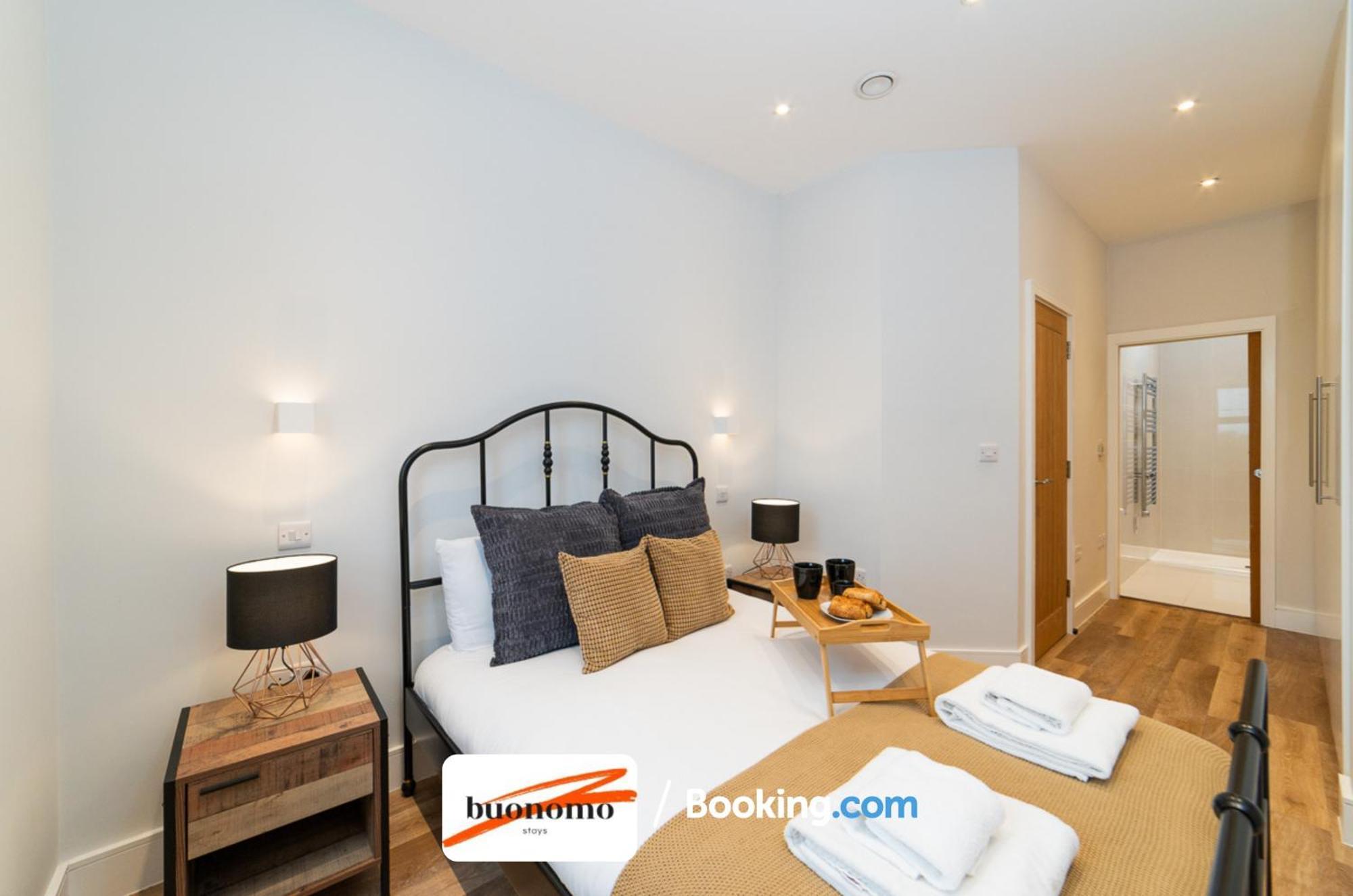 Two Bedroom Apartment At Buonomo Stays Short Lets & Serviced Accommodation Close To Wimbledon Tennis Courts لندن المظهر الخارجي الصورة