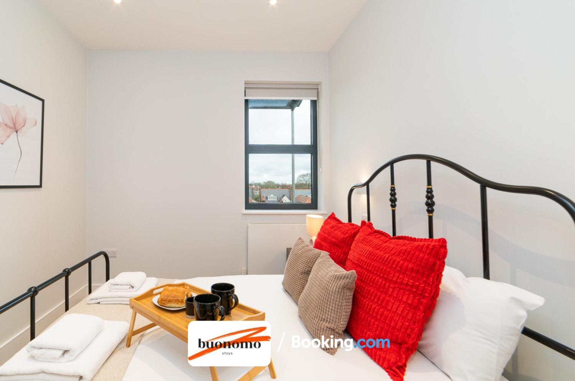 Two Bedroom Apartment At Buonomo Stays Short Lets & Serviced Accommodation Close To Wimbledon Tennis Courts لندن المظهر الخارجي الصورة