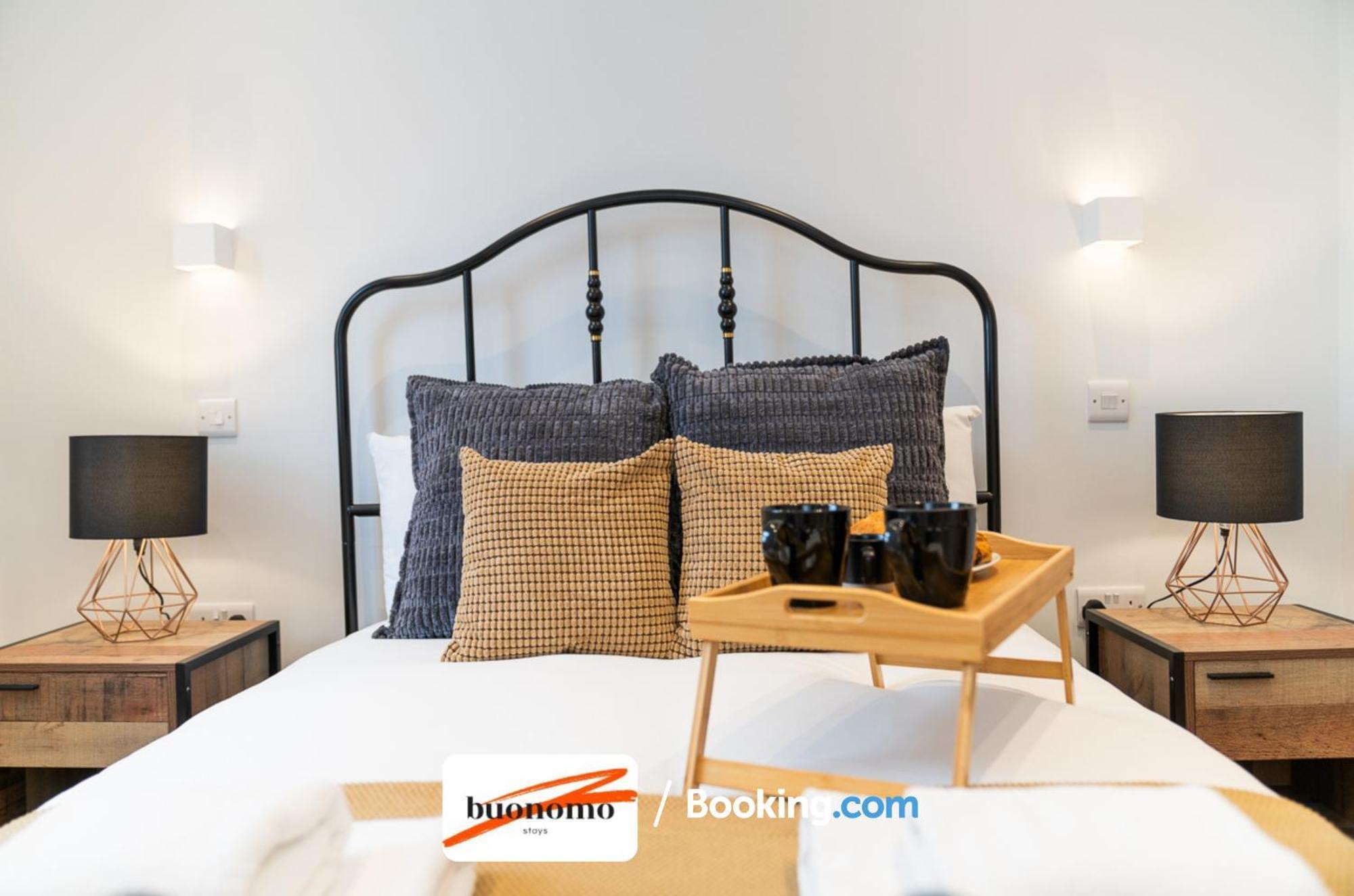Two Bedroom Apartment At Buonomo Stays Short Lets & Serviced Accommodation Close To Wimbledon Tennis Courts لندن المظهر الخارجي الصورة